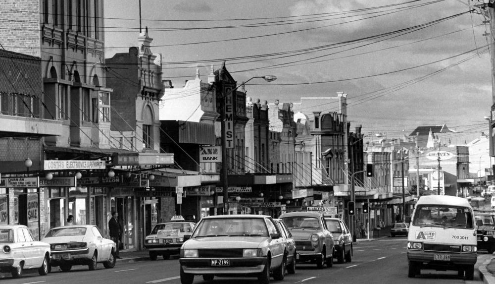 Tony Lewis comparable auction result: tony lewis enmore road enmore 1985 gelatin silver print 24x14