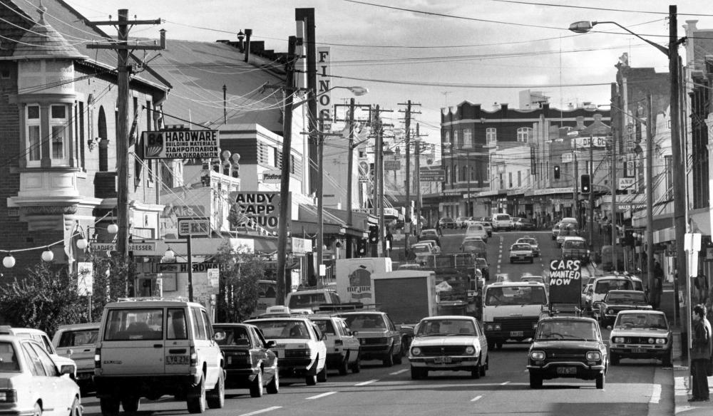 Tony Lewis comparable auction result: tony lewis enmore road enmore 1985 gelatin silver print 24x15