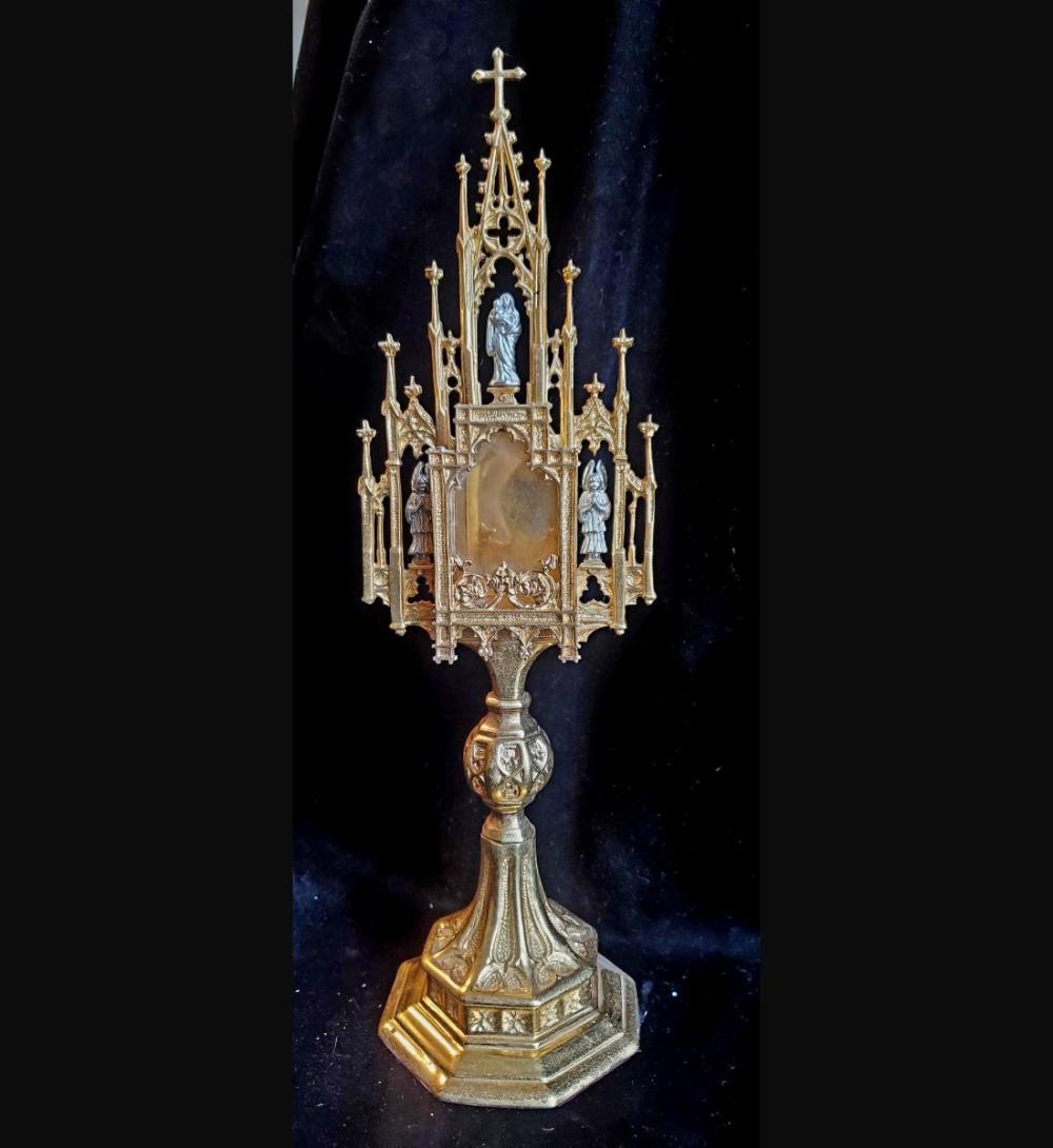 Superb Gothic Reliquary In Near Mint Condition With Excellent Gold Plate sold by RB Fine Arts, lot 360 — auction record photograph