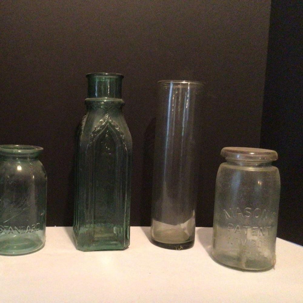 Clarke, Mason, Ball, and Handblown Glass Jars sold by Atlee Raber Auctioneer, lot 1213 — auction record photograph