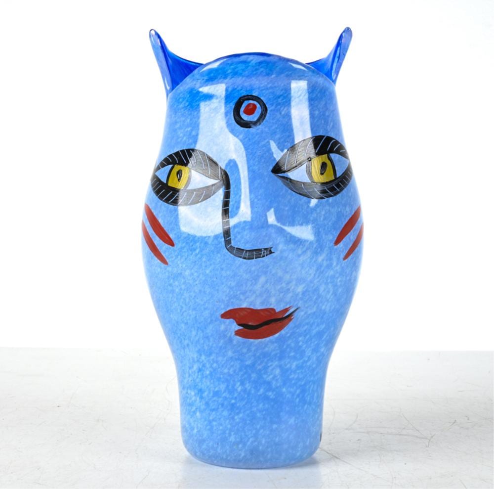 Ulrica Hydman- Vallien comparable auction result: painted glass vase by ulrika hydman vallien