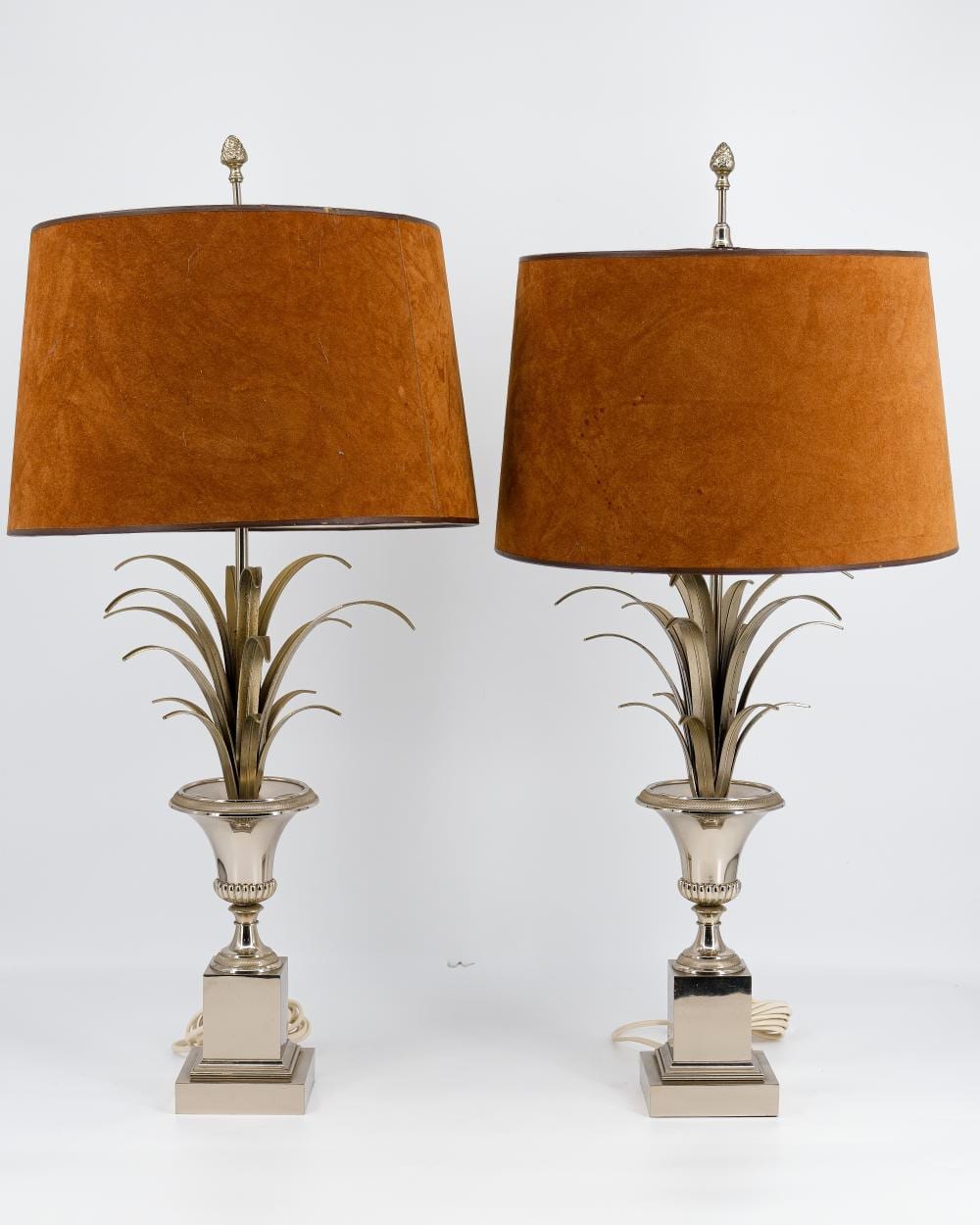 a vintage pair pineapple shaped table lamps by boulanger · Ostantix Auctions · 2024-09-03 Henri (1858) Gray comparable auction result: a vintage pair pineapple shaped table lamps by boulanger