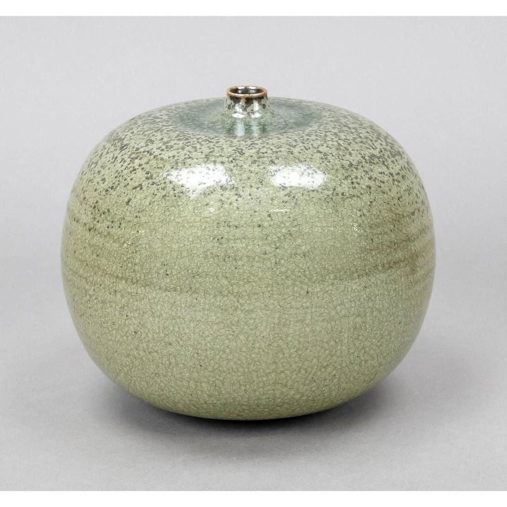 Carel Dankmeyer comparable auction result: artist s vase c 2000 designed by ca