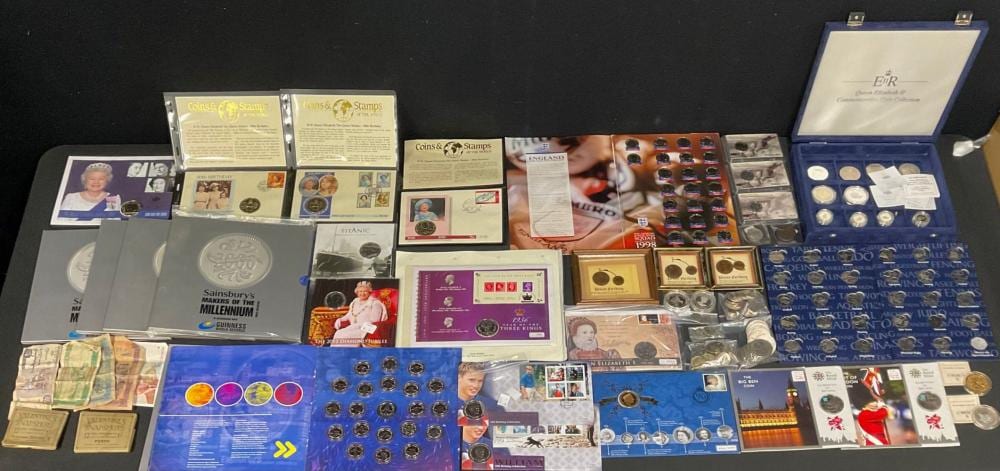 Numismatics – A box of mixed UK and some foreign coins: mainly unc and better, including bag of 30 2011 Olympics fifty pence coins all canoeing reverse, uns; Birmingham Union Copper co. bronze penny token 1812 AVF; Blue velvet covered collector’s box sold by Bamfords Auctioneers and Valuers Ltd, lot 504 — auction record photograph