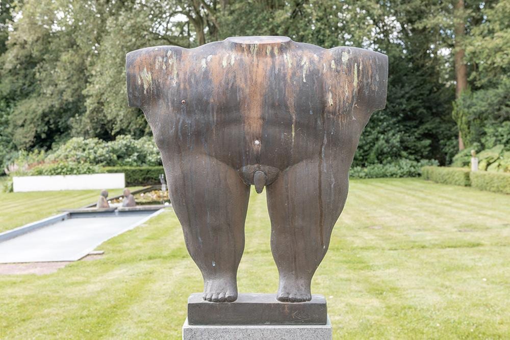 Kobe comparable auction result: kobe 1950 2014 20th cent belgian sculpture in