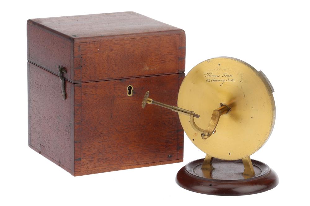 An Early First Form, Wollaston Pattern Crystallographic Goniometer, Thomas Jones, sold by Flints Auctions Ltd, lot 268 — auction record photograph