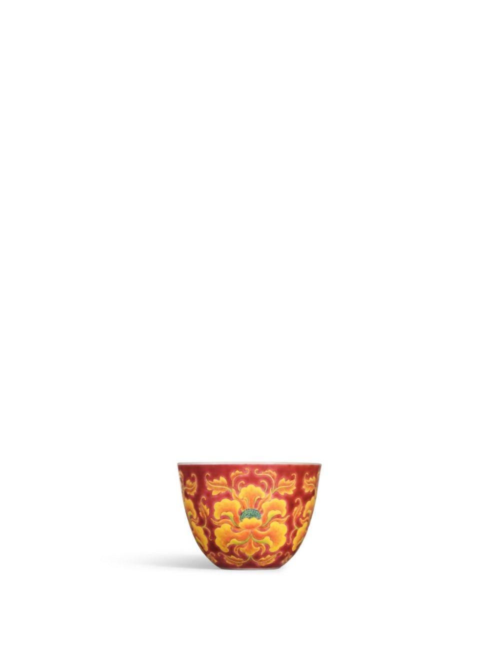 An exceedingly rare imperial ruby-ground falangcai 'peony' cup, Engraved Yuzhi mark and period of Kangxi | 清康熙 御製紫紅地琺瑯彩牡丹紋盃 《康熙御製》刻款 comparable sale