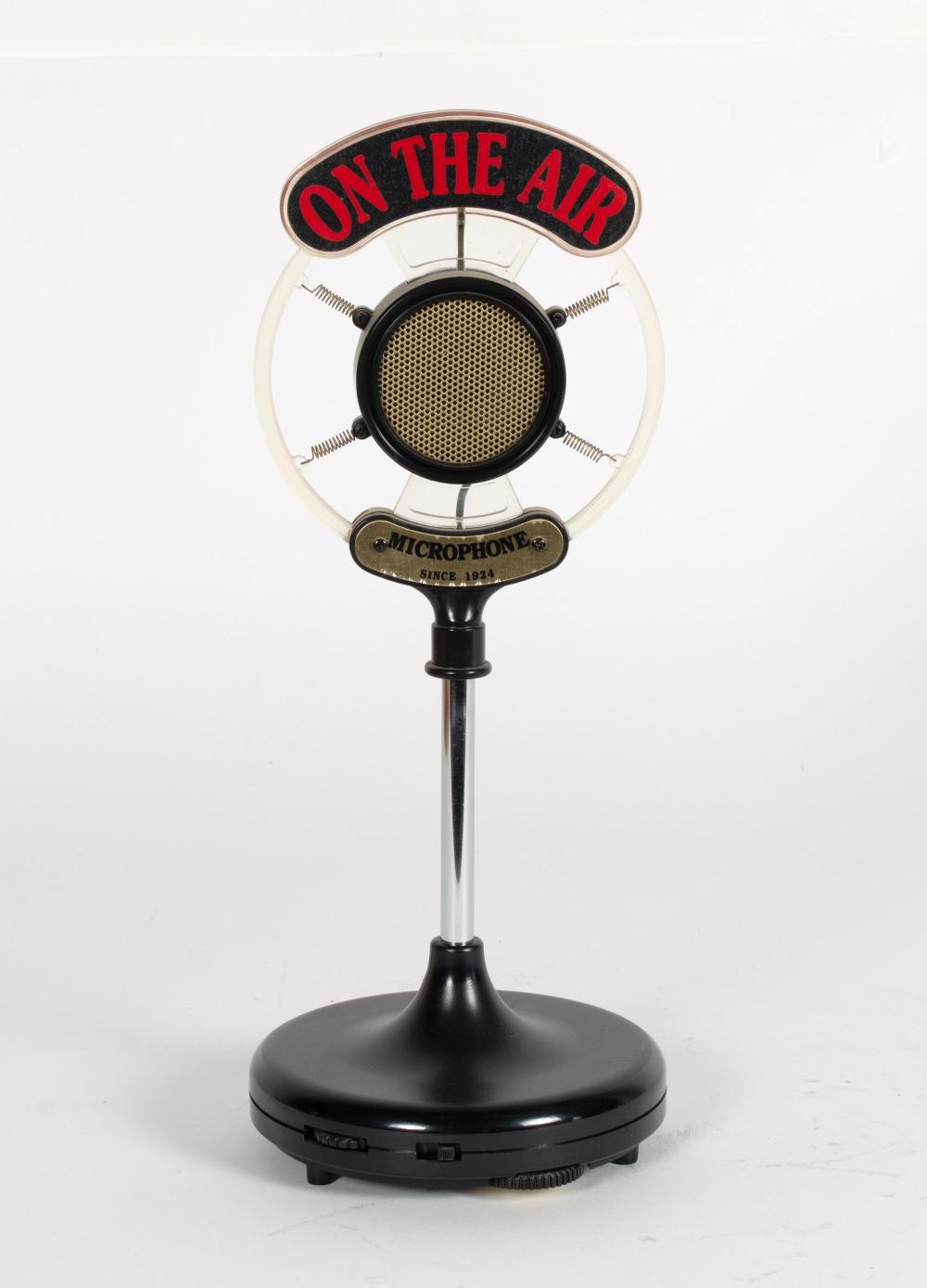 MICROPHONE FORM NOVELTY RADIO 'ON THE AIR' sold by Dirk Soulis Auctions, lot 717 — auction record photograph