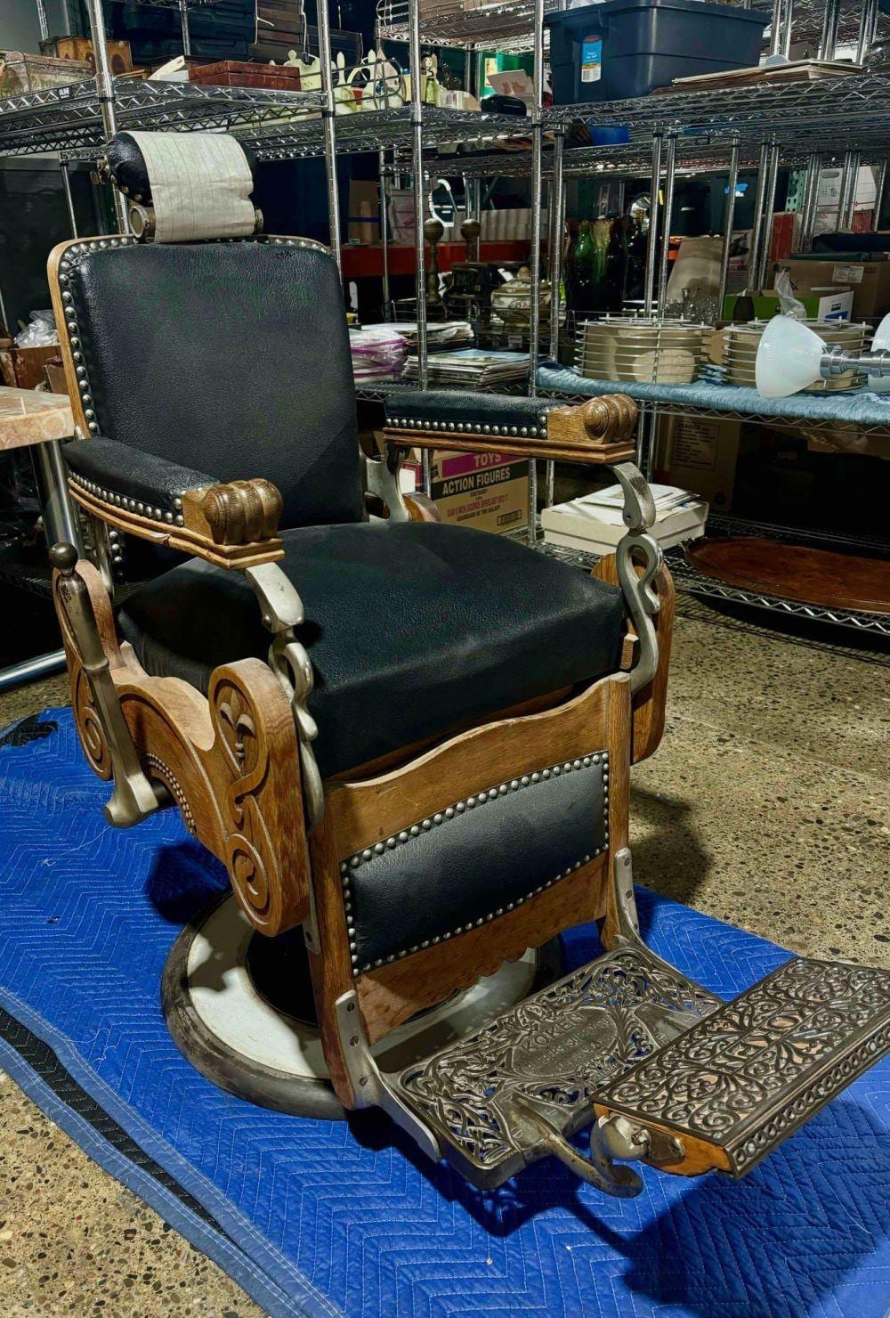 Antique Koken Barber Chair sold by Block Auction House, lot 362 — auction record photograph