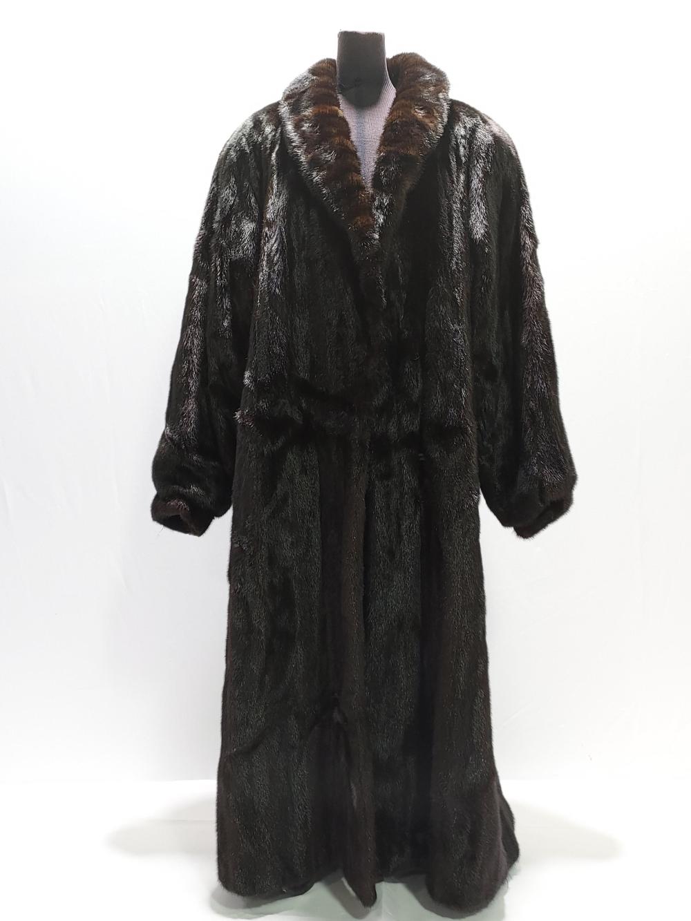 VINTAGE MAX BOGEN FULL LENGTH MINK COAT sold by Auctions Neapolitan, lot 422 — auction record photograph