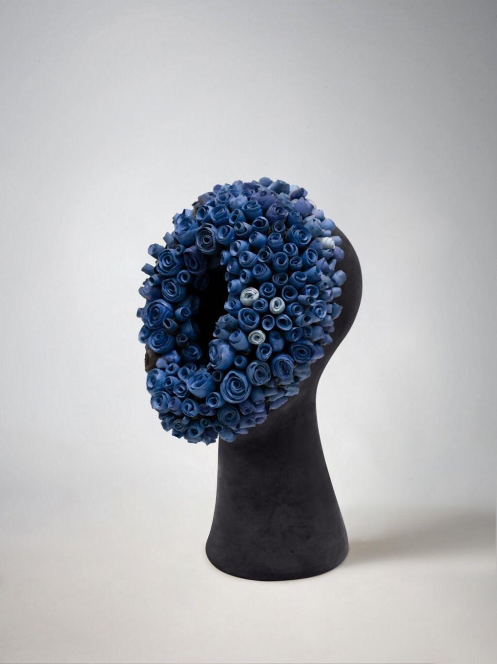 Simone Leigh comparable auction result: blue black
