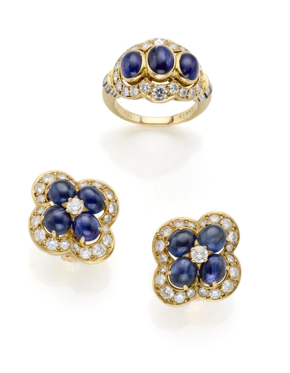 CARTIER Diamond, cabochon sapphire and yellow gold jewellery set comprising cm 2.20 circa earrings and size 11/51 ring, in all g 19.63 circa. Signed Cartier, French assay and goldsmith hallmarks.... sold by Il Ponte Auction House, lot 632 — auction record photograph