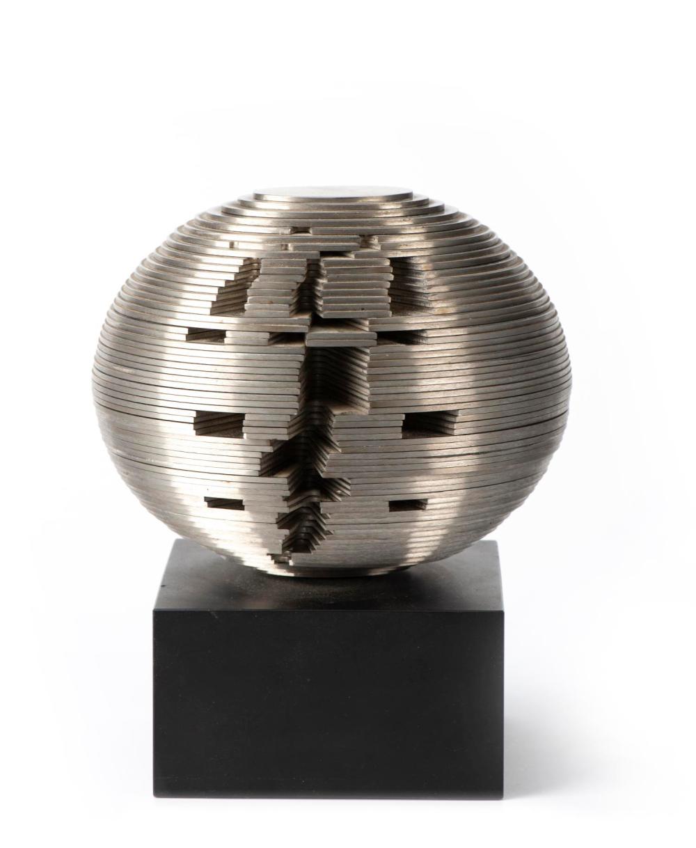 Dusan Dzamonja comparable auction result: dusan dzamonja 1928 2009 multimodel x sculpture