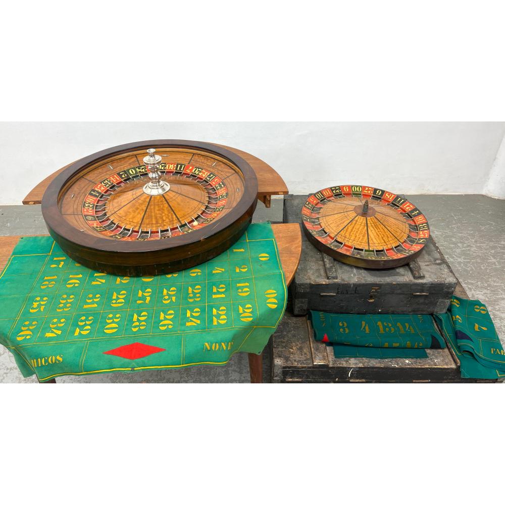 ANTIQUE CHICAGO SPEAKEASY ROULETTE WHEEL SET WITH ORIGINAL WOOD CRATES. H. C. EVANS CHICAGO. THE SET sold by Uniques & Antiques, lot 1074 — auction record photograph
