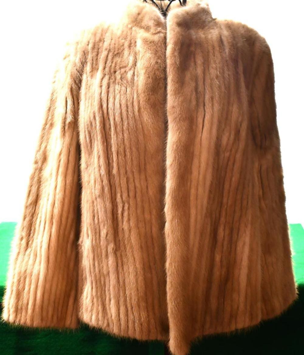 Tan Mink Fur Coat sold by Gulfcoast Coin and Jewelry, lot 156B — auction record photograph