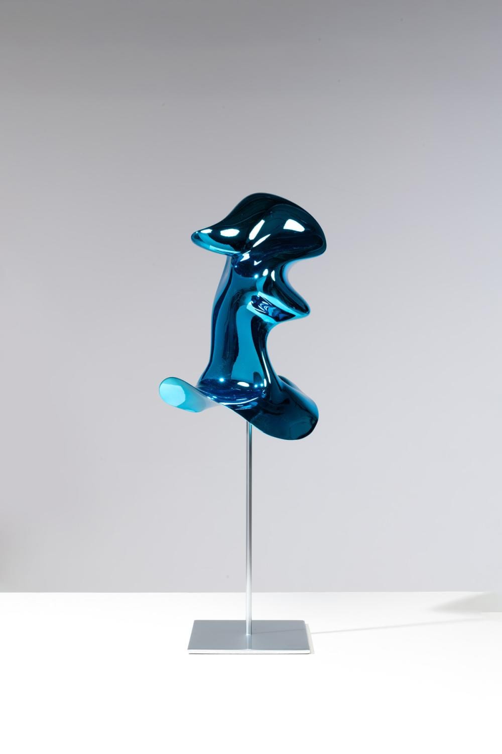 jon rafman born 1981 speed angel blue 2014 lacquered resin on metal plinth 80 x 23 x 25 cm provenance future galle · Piasa · 2024-12-18 Jon Rafman comparable auction result: jon rafman born 1981 speed angel blue 2014 lacquered resin on metal plinth 80 x 23 x 25 cm provenance future galle