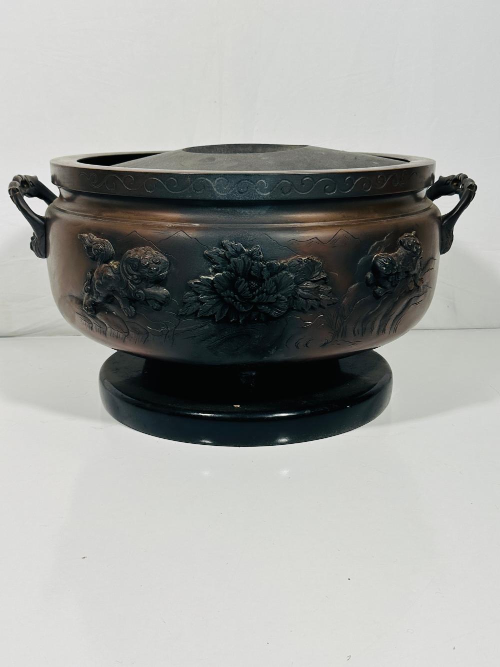 A Large Antique Japanese Copper Censer sold by Topwells, lot 332 — auction record photograph