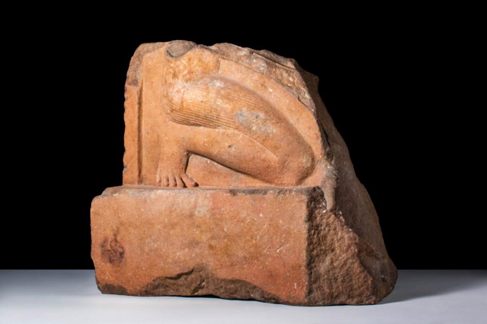 SCARCE EGYPTIAN QUARTZITE STATUE OF PHARAOH sold by Apollo Art Auctions, lot 1 — auction record photograph