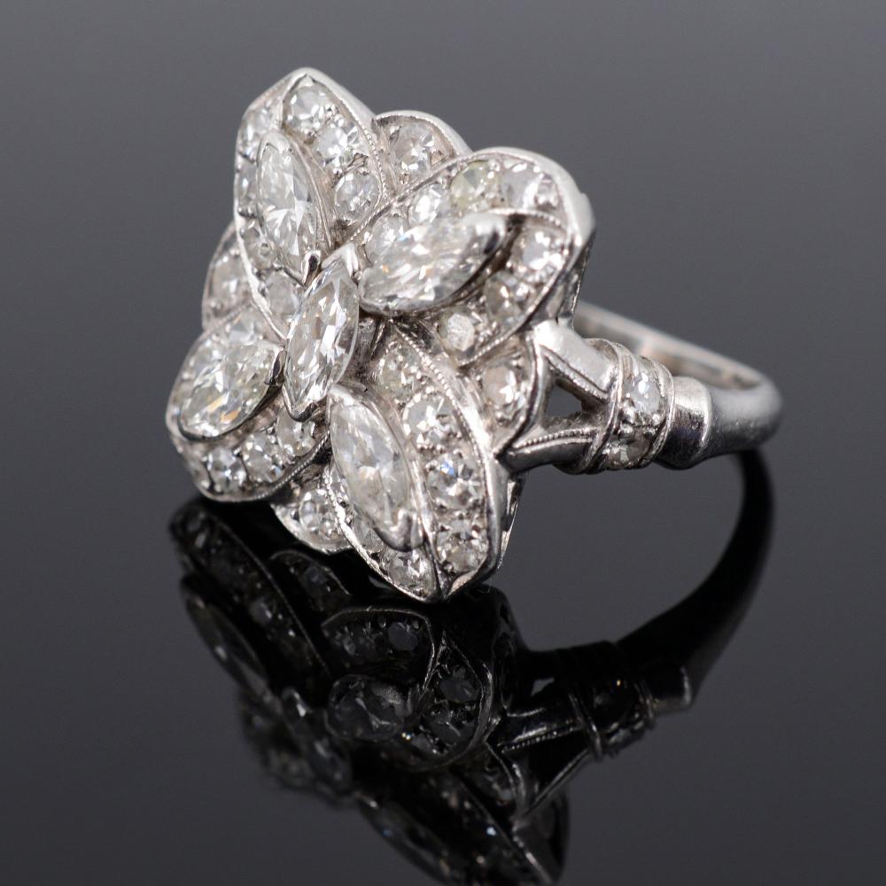 Platinum & Diamond Estate Ring sold by Palm Beach Modern Auctions, lot 247 — auction record photograph