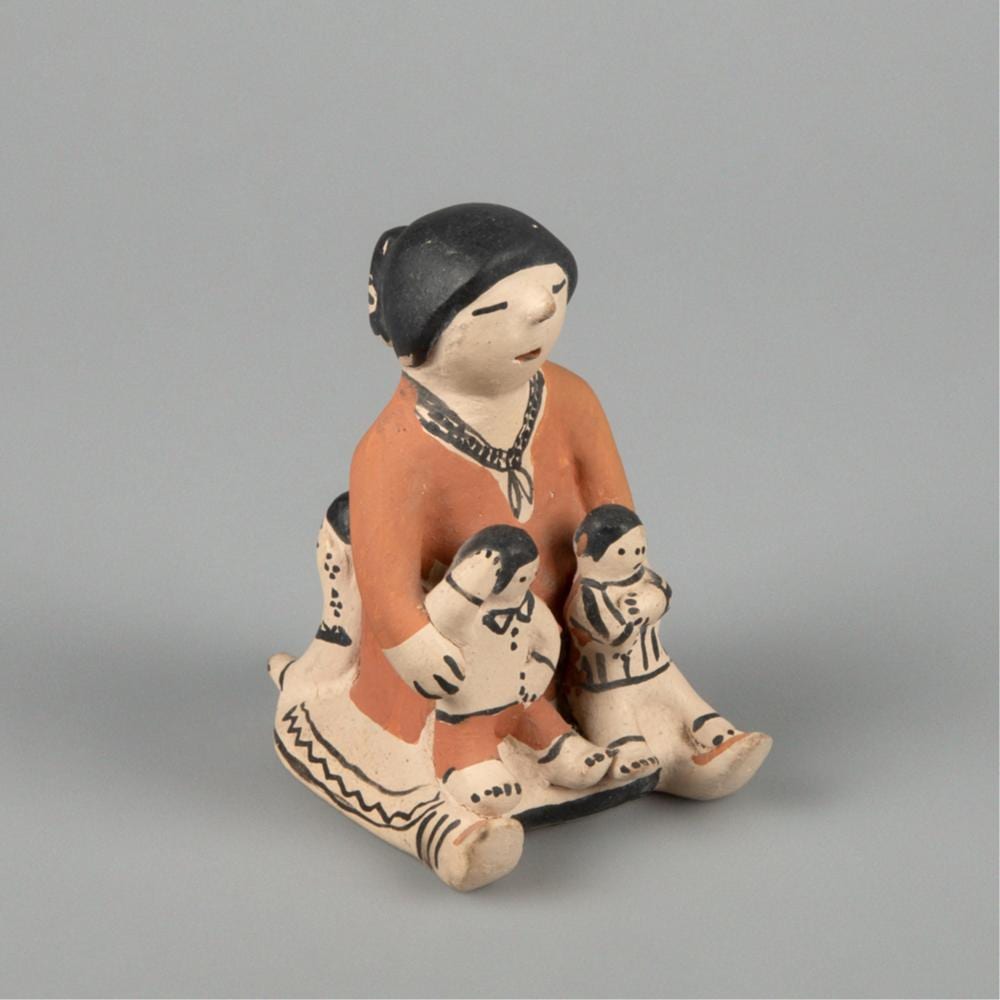 Helen Cordero comparable auction result: helen cordero polychrome storyteller with four children ca 1980