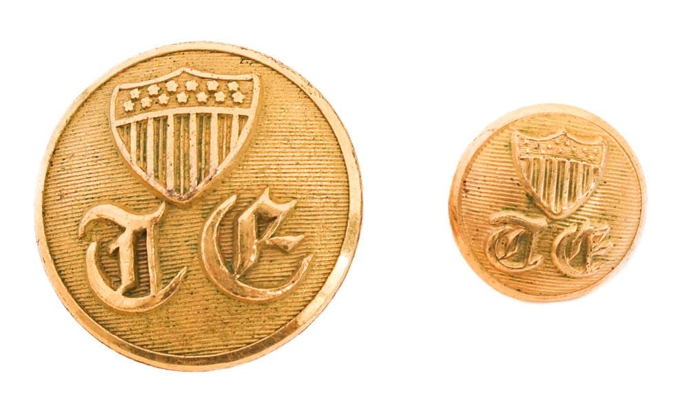 PRE CIVIL WAR US TOPOGRAPHICAL ENGINEER BUTTONS sold by Centurion Auctions, lot 123358 — auction record photograph