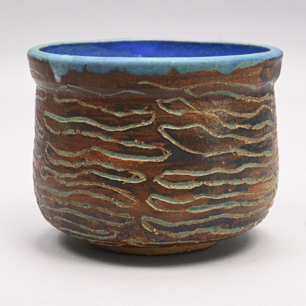 Maija Grotell comparable auction result: maija grotell stoneware vase 1969