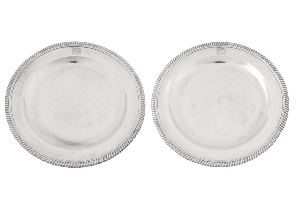 a george iii sterling silver second course dish london 1776 by john carter · Chiswick Auctions · 2025-02-26 John (1942) Carter comparable auction result: a george iii sterling silver second course dish london 1776 by john carter