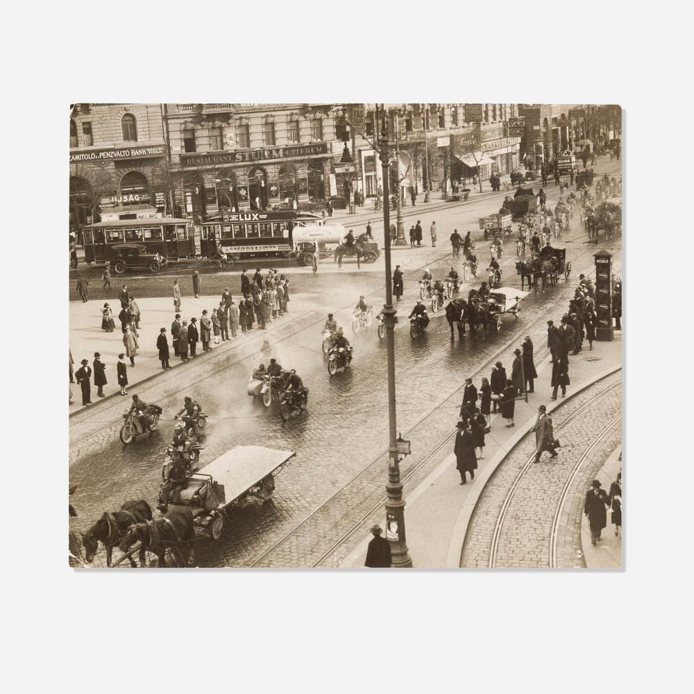 Martin Munkacsi comparable auction result: martin munkacsi motorcycle race through budapest