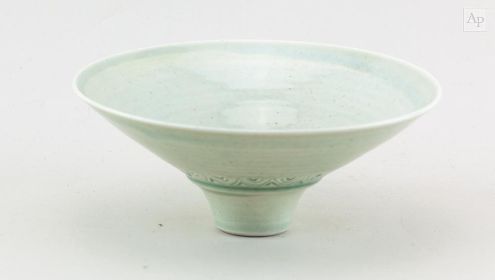 Bridget Drakeford comparable auction result: bridget drakeford born 1946 a porcelain pedestal bowl covered in celadon glaze with incised decoration incised signature diameter 19 5cm