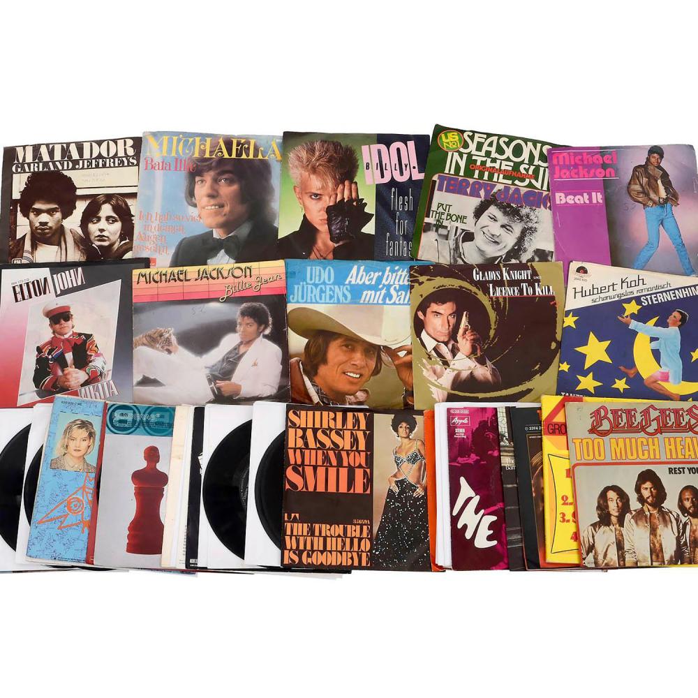 Lot of 980 45 RPM 1955-1990 Vinyl Records sold by Dutch Auction Company, lot 288 — auction record photograph