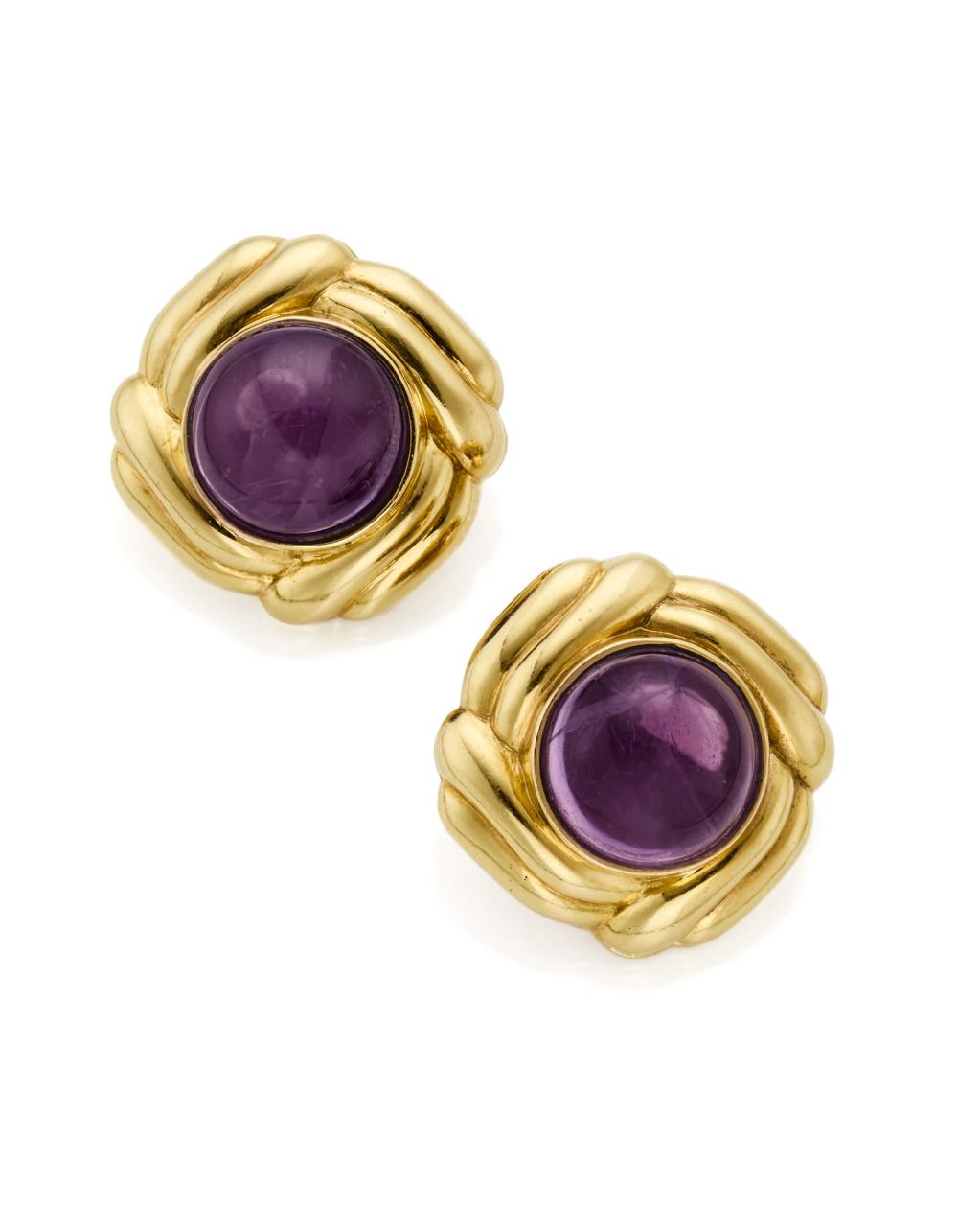 VAN CLEEF & ARPELS Cabochon amethyst and yellow 18K gold earrings, g 30.25 circa, length cm 2.50 circa. Signed VCA, French assay and goldsmith marks, inventory numbers.... sold by Il Ponte Auction House, lot 1323 — auction record photograph
