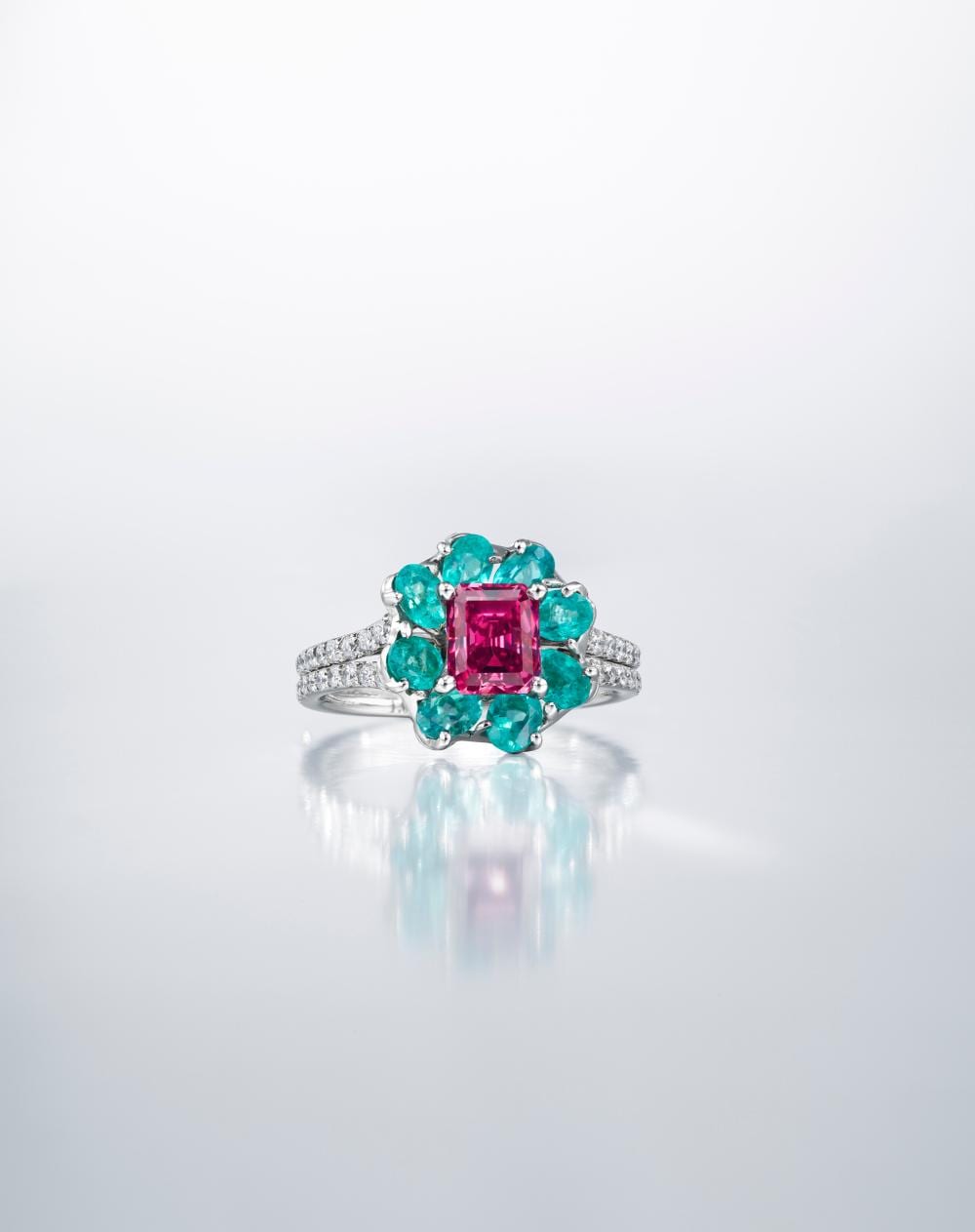 A RARE COLOURED DIAMOND, PARAÍBA TOURMALINE AND DIAMOND RING, BY Moussaieff comparable sale