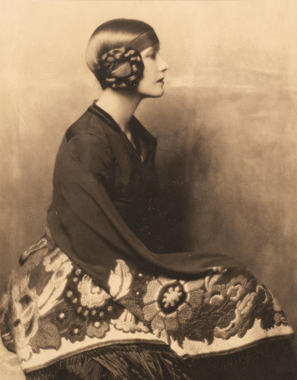 Unk White comparable auction result: cecil hugh 1892 1974 portraits made with the camera privately published london c 1920s