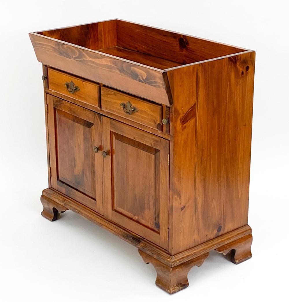 ANTIQUE PINE DRY SINK sold by Westport Auction, lot 111 — auction record photograph