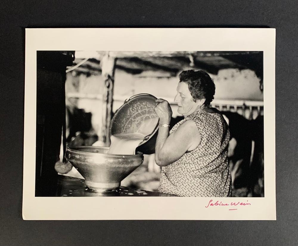 Sabine Weiss comparable auction result: sabine weiss 1924 2021 l cr mage du lait ferme miquelet labrugui re tarn mai 1992
