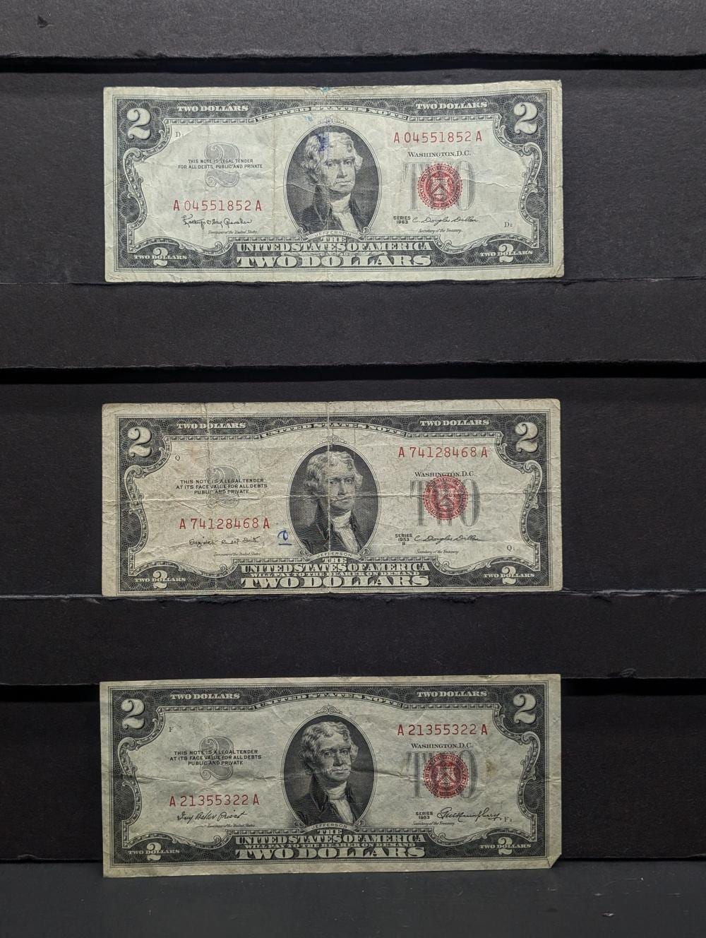 Walter Girotto comparable auction result: 1953 1953 b 1963 series 2 00 red seal banknotes