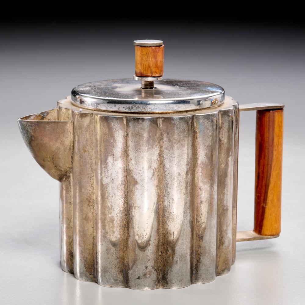 ilonka karasz art deco teapot · Millea Bros Ltd · 2025-07-18 Ilonka Karasz comparable auction result: ilonka karasz art deco teapot