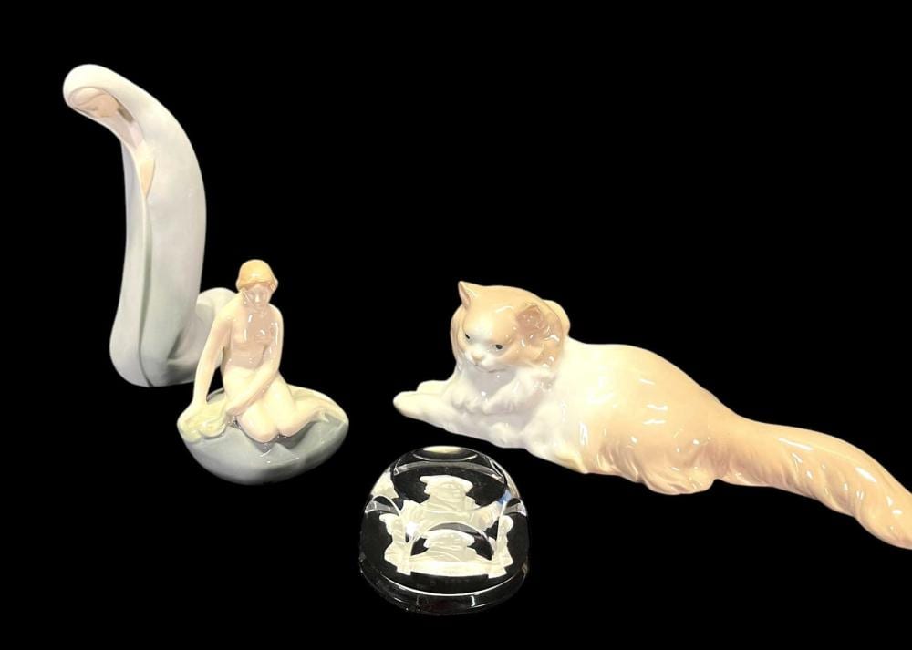 Cathleen Mann comparable auction result: cat two porcelain figures martin l paperweight