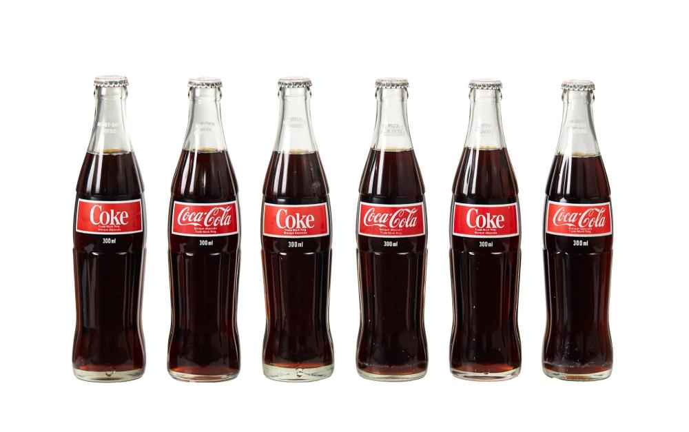 Star Wars: A New Hope | Vintage Canadian 6-Pack of Glass Coca-Cola Bottles sold by Julien's Auctions, lot 29 — auction record photograph