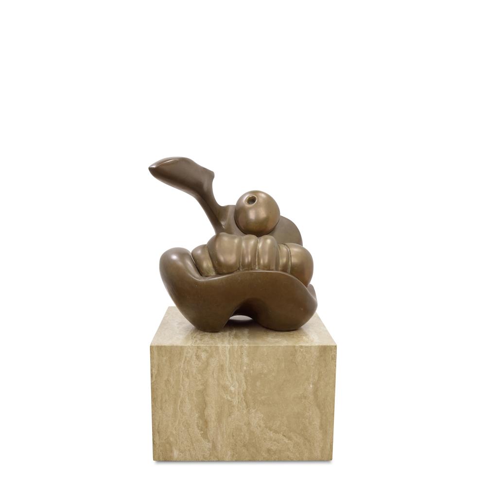 Bernard Meadows comparable auction result: bernard meadows 1915 2005 pointing figure with child1966bronze with later marble pedestalheight 29 1 2in 74 9cm width 27 1 2in 69 8cm depth 26in 66 1cm