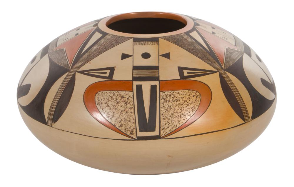 Dextra Nampeyo comparable auction result: dextra nampeyo hopi tewa 1928 2019 hopi pottery