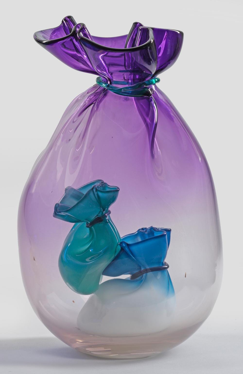 Kate Vogel comparable auction result: bagged bags von kate vogel und john littleton