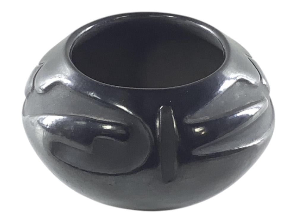 Rose Gonzales comparable auction result: rose gonzales signed blackware pottery