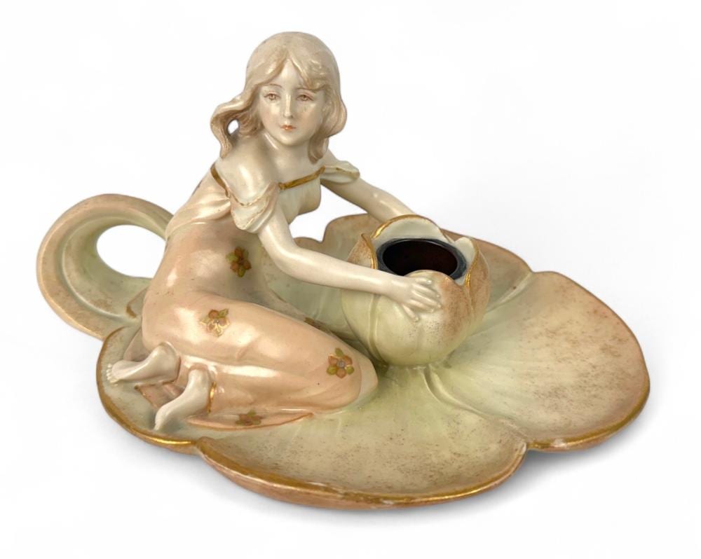 ernst wahliss nymph lily pad candlestick · SebastianCharles Auctions · 2025-09-23 Ernst Wahliss comparable auction result: ernst wahliss nymph lily pad candlestick