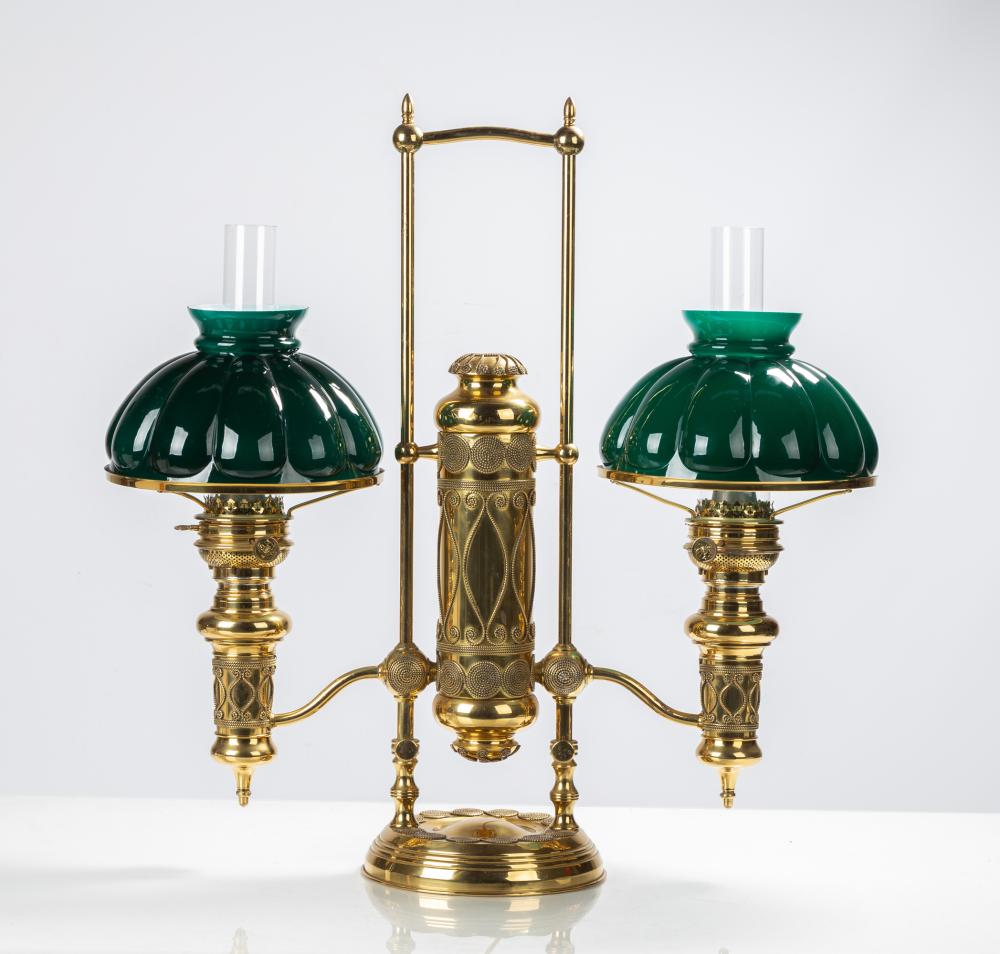 Edward Miller comparable auction result: edward miller co double student lamp