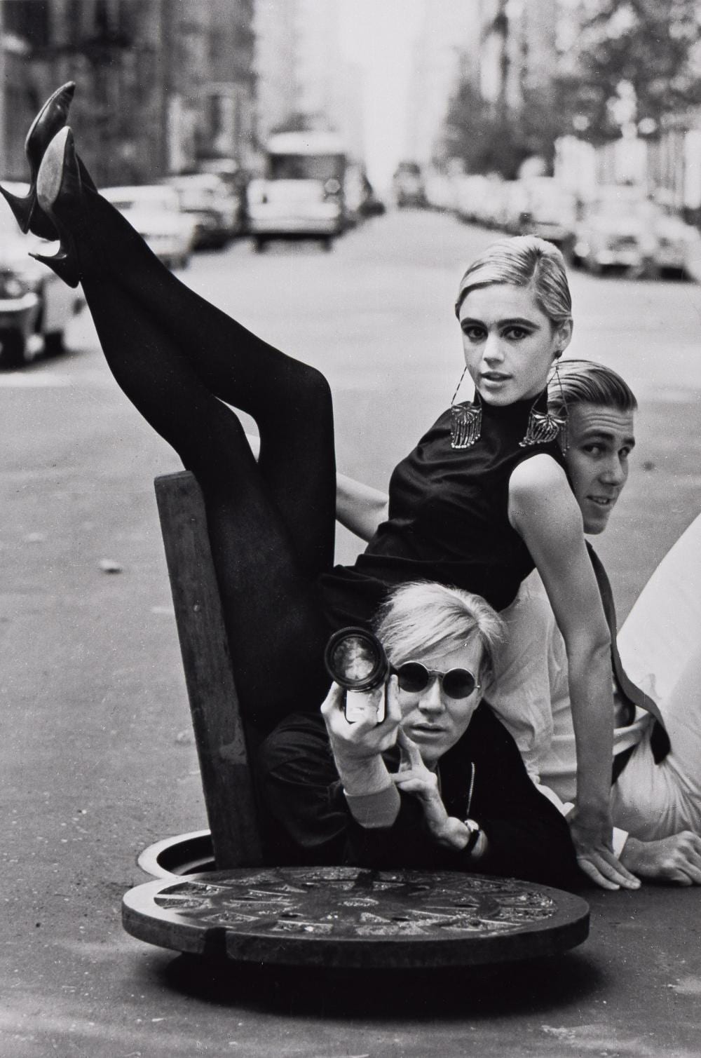 burt glinn andy warhol with edie sedgwick and chuck wein 1965 printed 1990s · Swann Auction Galleries · 2025-09-25 Burt Glinn comparable auction result: burt glinn andy warhol with edie sedgwick and chuck wein 1965 printed 1990s