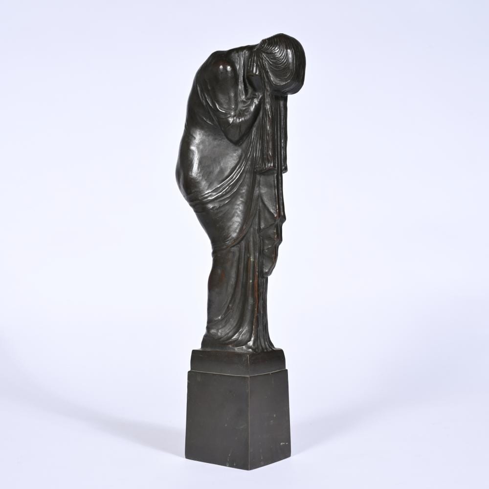 Georges Verbanck comparable auction result: geo verbanck 1881 1961 bronze la pleureuse signed