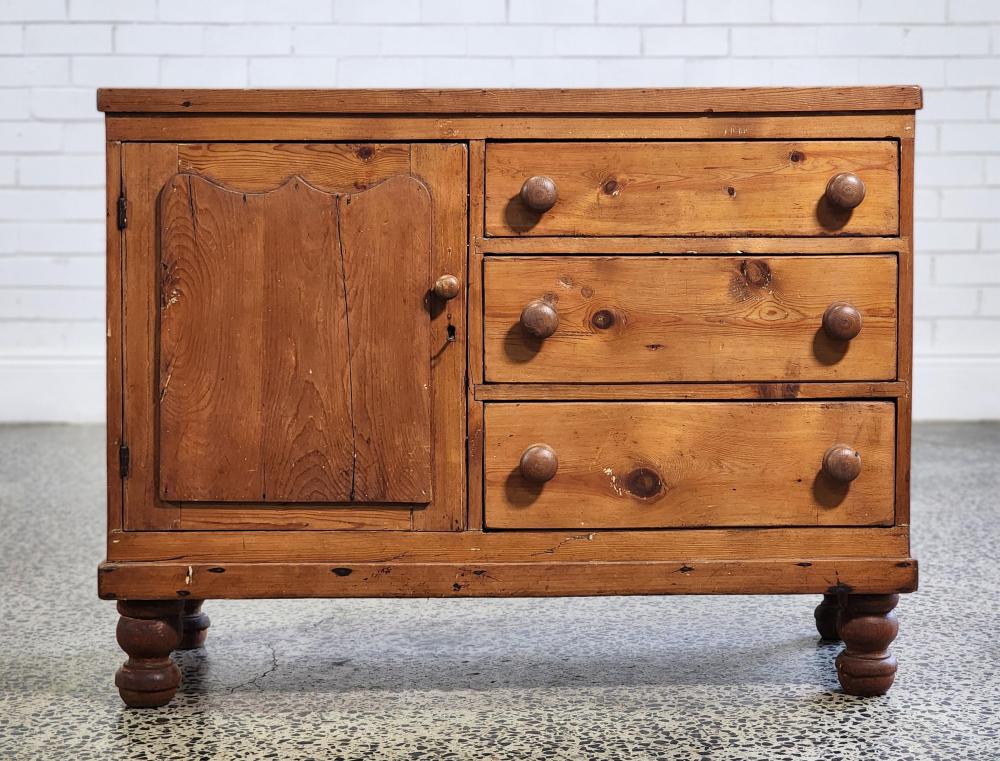Victorian / Edwardian country pine sideboard with three drawers (85 x 114 x 49cm) sold by Lawsons, lot 1100 — auction record photograph