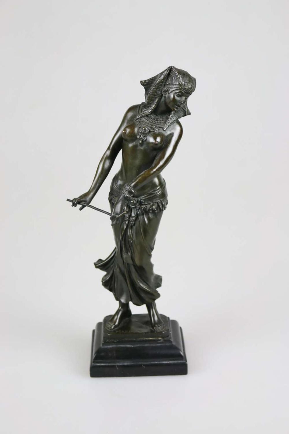 Claudius Marioton comparable auction result: claudius marioton 1844 1919 nach bronzefigur gyptische t nzerin