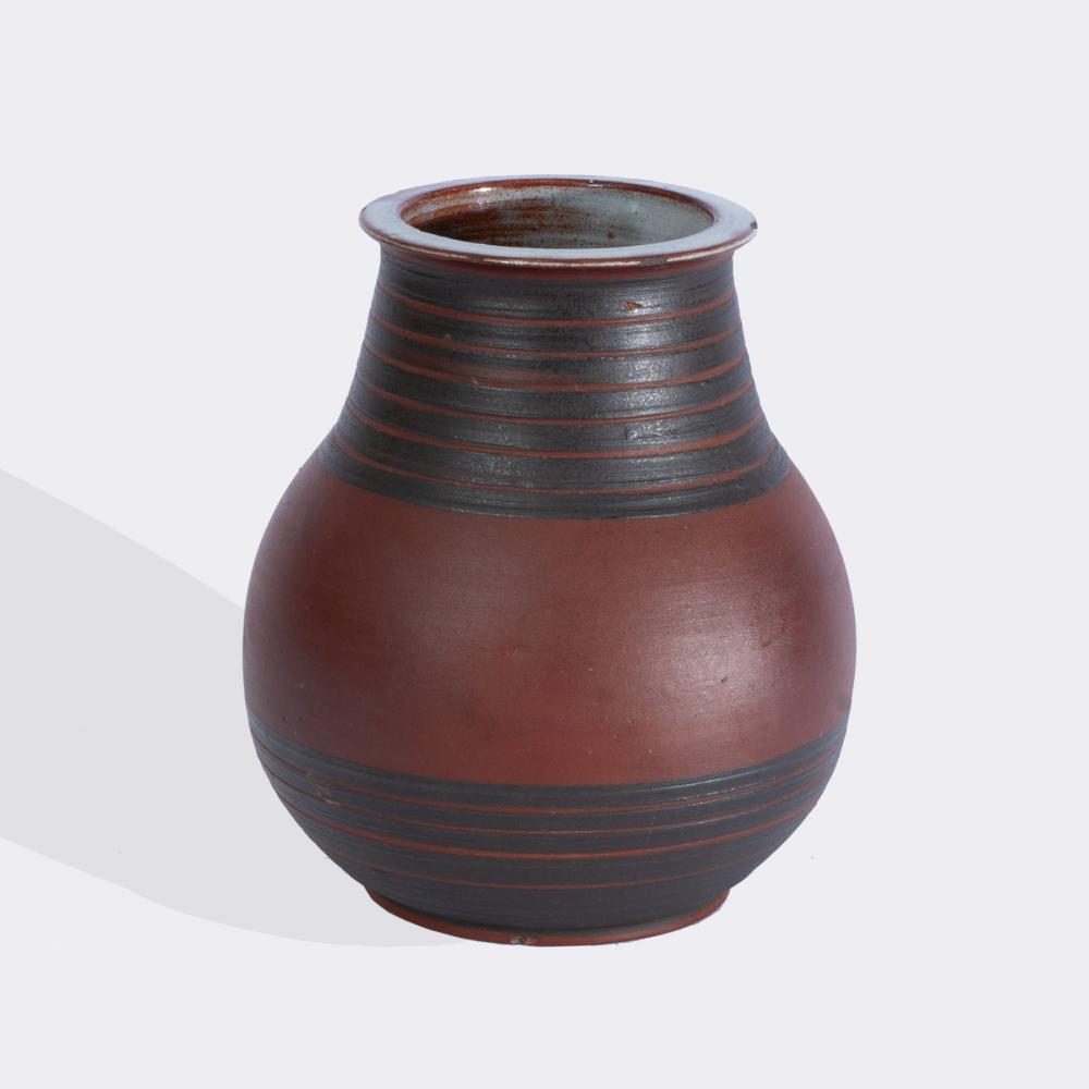 Otto Lindig comparable auction result: otto lindig p neck in th ringen 1895 wiesbaden 1966 a bauhaus vase